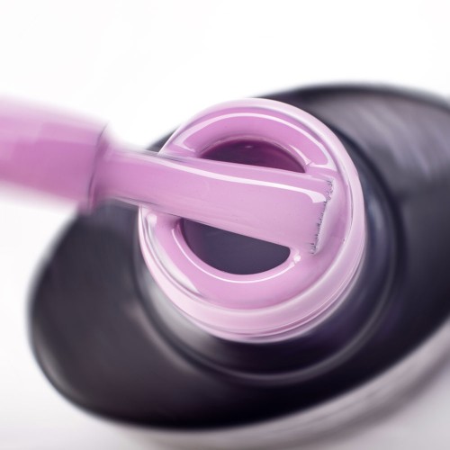 Гель-лак Komilfo Deluxe Series №D043 (светлый сиренево-лиловый, эмаль), 8 мл