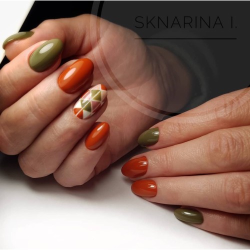 Гель-лак Komilfo Deluxe Series №D073 (темно-оранжевый, эмаль), 8 мл