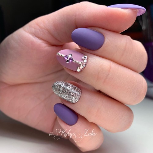 Гель-лак Komilfo Deluxe Series №D113 (темный серо-аметистовый, эмаль), 8 мл