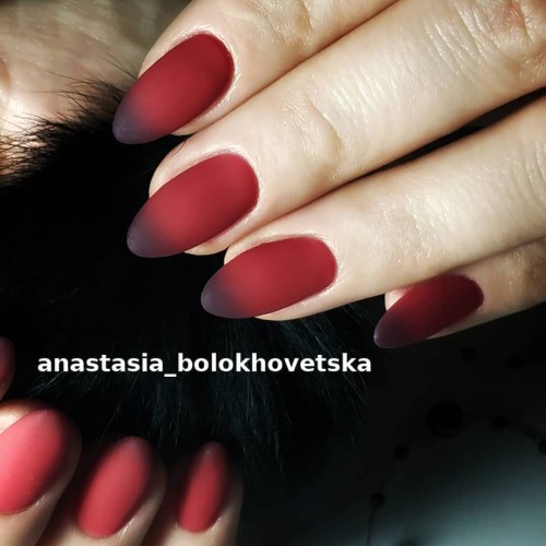 Gel Polish Komilfo DeLuxe Termo C008 (purple, when heated – red), 8 ml