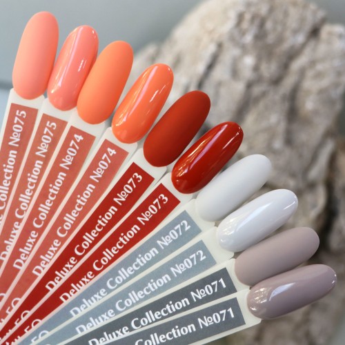 Гель-лак Komilfo Deluxe Series №D073 (темно-оранжевый, эмаль), 8 мл