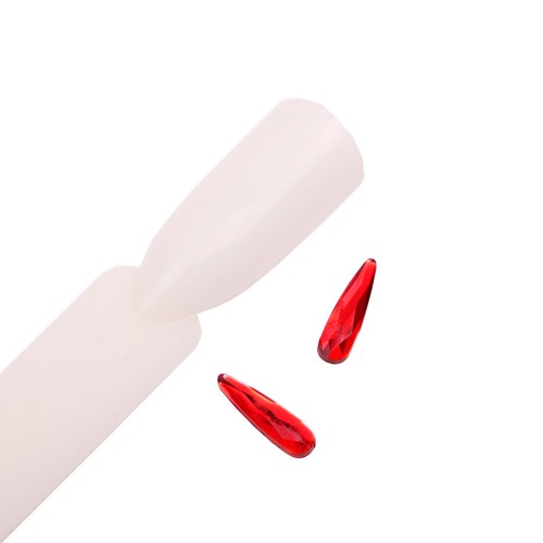 Komilfo Teardrop stones big (3×10 mm) Red, 2 pieces