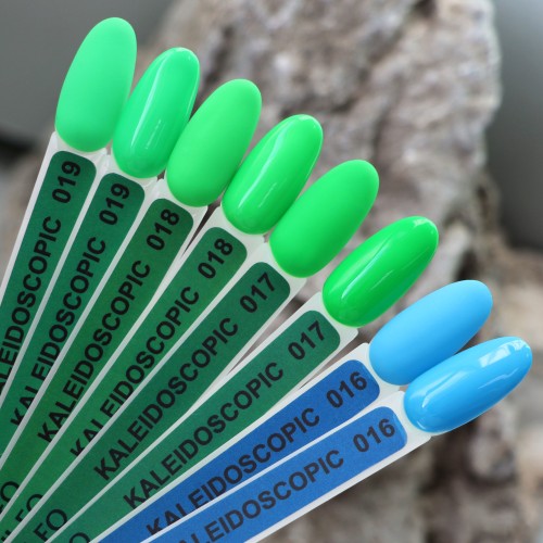 Komilfo Kaleidoscopic Collection II – set of gel polishes