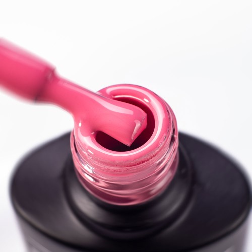 Гель-лак Komilfo Deluxe Series №D054 (светлый кораллово-розовый, эмаль), 8 мл