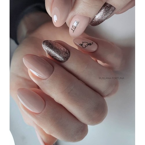 Гель-лак Komilfo Deluxe Series №D014 (телесный розовый, эмаль), 8 мл