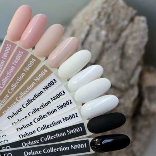 Гель-лак Komilfo Deluxe Series №D004 (кремово-серый, эмаль), 8 мл