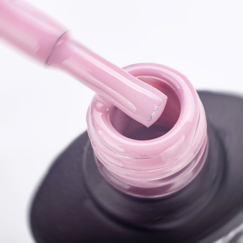 Гель-лак Komilfo Deluxe Series №D035 (светлый серо-лиловый, эмаль), 8 мл