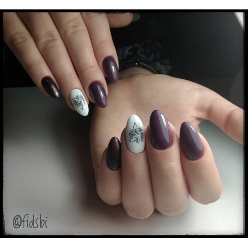 Гель-лак Komilfo Deluxe Series №D105 (серо-баклажановый, эмаль), 8 мл