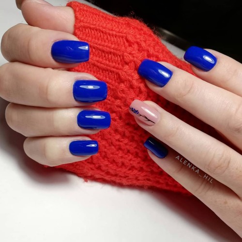 Гель-лак Komilfo Deluxe Series №D125 (синий, эмаль), 8 мл