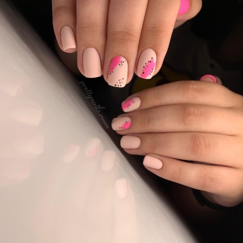 Гель-лак Komilfo Deluxe Series №D175 (нежный насыщенный розовый, эмаль), 8 мл