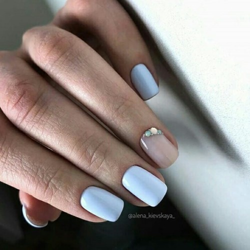 Гель-лак Komilfo Deluxe Series №D195 (пастельно-голубой, эмаль), 8 мл