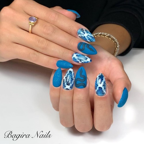 Гель-лак Komilfo Deluxe Series №D219 (приглушенный бирюзово-синий, эмаль), 8 мл