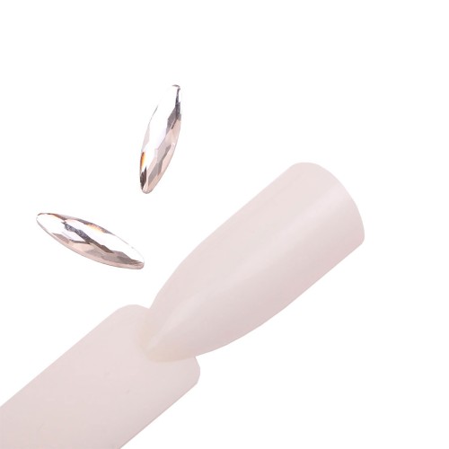 Komilfo Boat long stones (3×10 mm) Crystal, 2 pieces