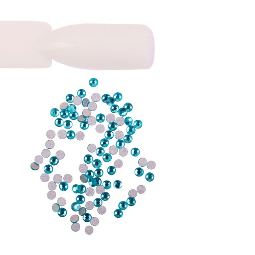 Komilfo Aquamarine rhinestones, size 6 (pack of 100)