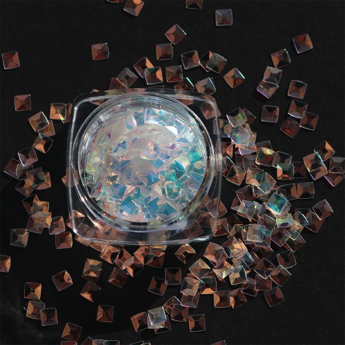 Komilfo 3D Dragon Scale №043, square, unicorn 1, 1 g Komilfo 3D Dragon Scale №043, square, unicorn 1, 1 g