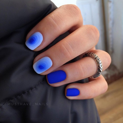 Gel polish Komilfo Deluxe Series D127 (royal blue, enamel), 15 ml