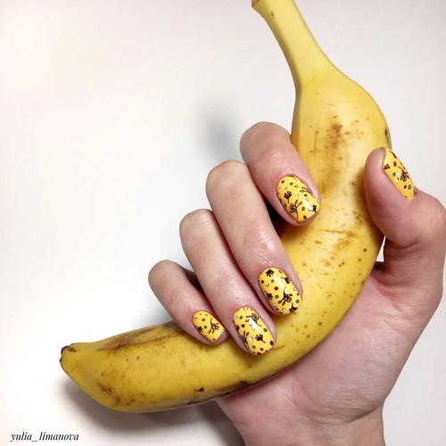 Гель-лак Komilfo Deluxe Series №D166 (темно-желтый, эмаль), 8 мл