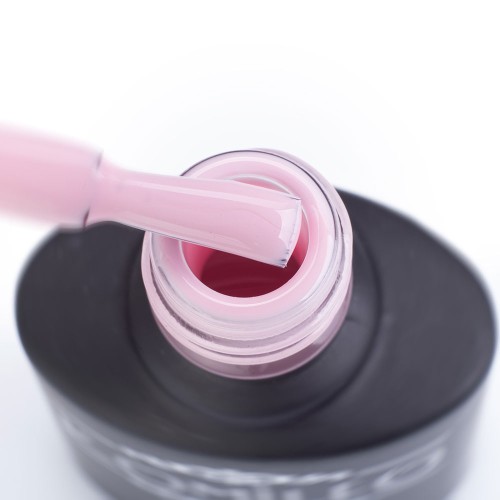 Гель-лак Komilfo Deluxe Series №D211 (светлый чуть лилово-розовый, эмаль), 8 мл