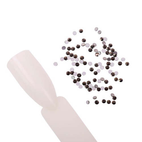 Komilfo Rhinestones Hematite (Metallic), Size 3 (100 pcs per pack)