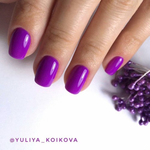 Гель-лак Komilfo Deluxe Series №D047 (фиолетово-баклажанный, эмаль), 8 мл