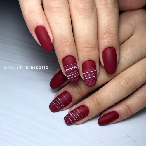 Гель-лак Komilfo Deluxe Series №D231 (кирпично-бордовый, эмаль), 8 мл