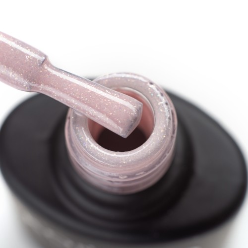 Гель-лак Komilfo Undressed (бежево-розовый с золотыми блестками), 8 мл