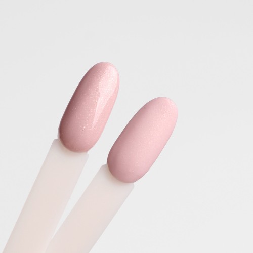 Гель-лак Komilfo Undressed (бежево-розовый с золотыми блестками), 8 мл