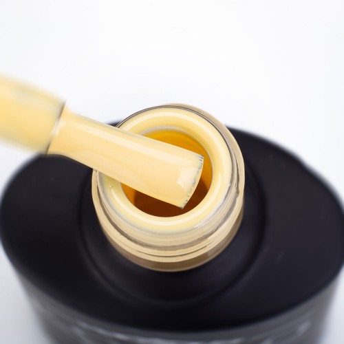 Гель-лак Komilfo Deluxe Series №D168 (теплый желтый, эмаль), 8 мл