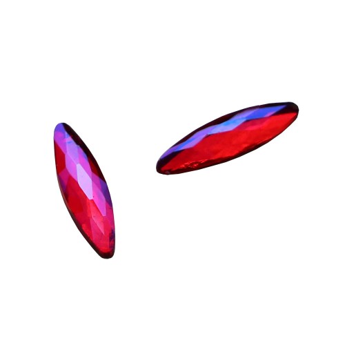 Komilfo Boat long stones (3×10 mm) Red AB, 2 pieces