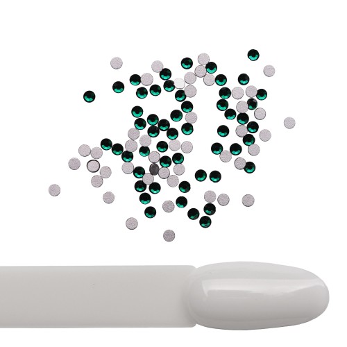 Komilfo Rhinestones Emerald, Size 6 (100 pcs per pack)