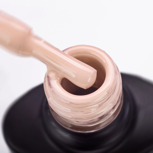 Гель-лак Komilfo Deluxe Series №D009 (нюдовый, эмаль), 8 мл