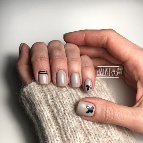 Гель-лак Komilfo Deluxe Series №D069 (светлый бежево-серый, эмаль), 8 мл