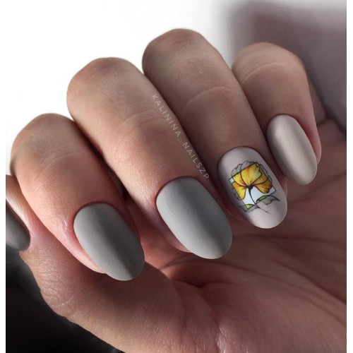 Гель-лак Komilfo Deluxe Series №D069 (светлый бежево-серый, эмаль), 8 мл