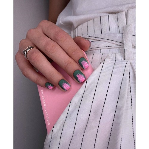 Гель-лак Komilfo Deluxe Series №D179 (розовый барби, эмаль), 8 мл