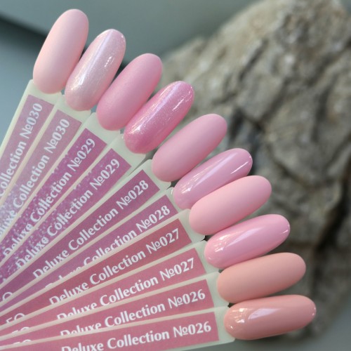 Гель-лак Komilfo Deluxe Series №D029 (розовый с шиммером), 8 мл