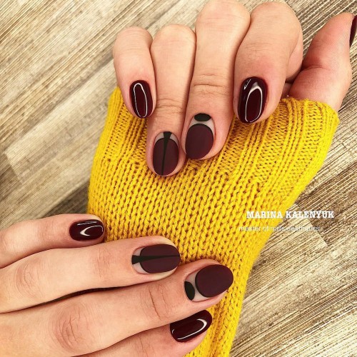 Gel Polish Komilfo Deluxe Series Dusk Collection D303 (burgundy eggplant, enamel), 8 ml