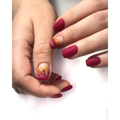 Гель-лак Komilfo Deluxe Series №D090 (ягодный темно-малиновый, эмаль), 8 мл