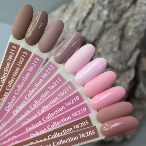 Gel Polish Komilfo Deluxe Series D212 (light cocoa, enamel), 15 ml