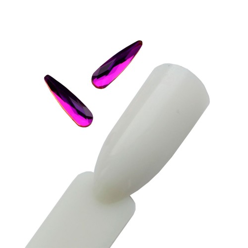 Komilfo Teardrop stones big (3×10 mm) Purple flare, 2 pieces