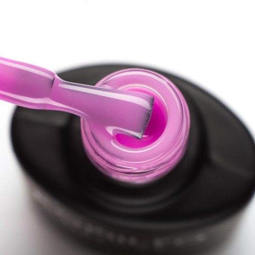 Komilfo Color Base Candy Pink (pink-purple, translucent), 8 ml