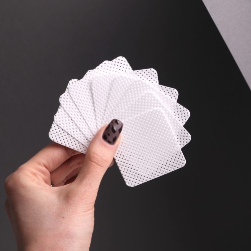 Komilfo perforated, lint-free napkins in a box, 180 pcs