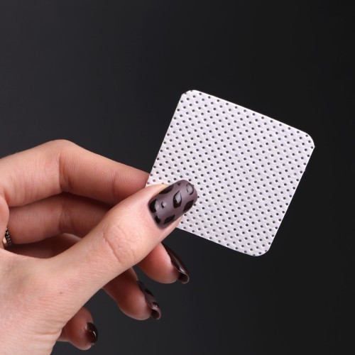 Komilfo perforated, lint-free napkins in a box, 180 pcs