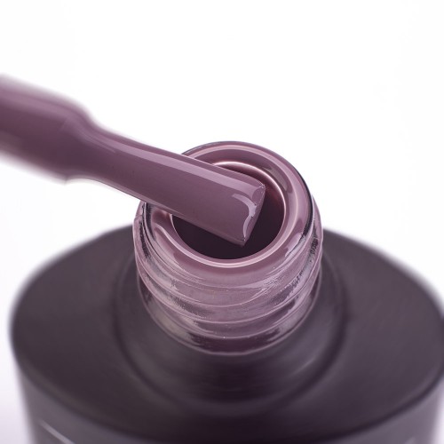 Гель-лак Komilfo Deluxe Series №D111 (светлый серо-фиолетовый, эмаль), 8 мл