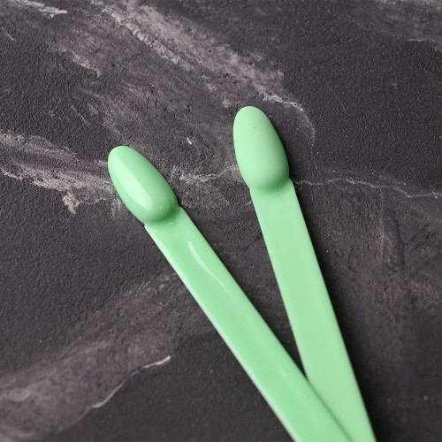 Гель-лак Komilfo Deluxe Series №D191 (светло-зеленый, зеленая мята, эмаль), 8 мл