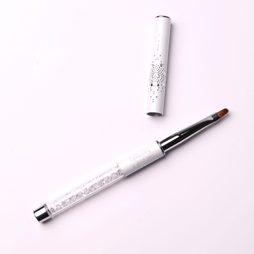 Komilfo Gel oval 4 brush (Kolinsky)