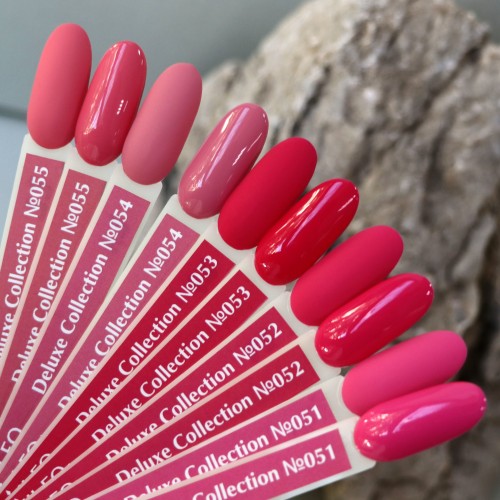 Гель-лак Komilfo Deluxe Series №D051 (розовый барби, эмаль), 8 мл