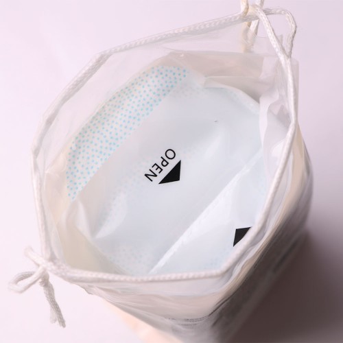 Komilfo Protective Pads – protective lint-free wipes, 100 pcs