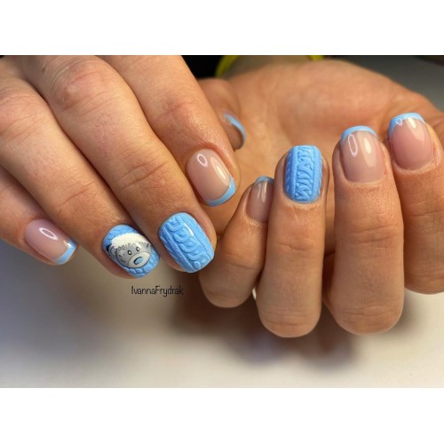 Гель-лак Komilfo Deluxe Series №D132 (яркий голубой, эмаль), 8 мл