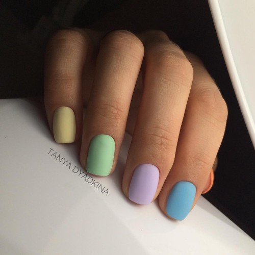 Гель-лак Komilfo Deluxe Series №D162 (снежная мята, эмаль), 8 мл